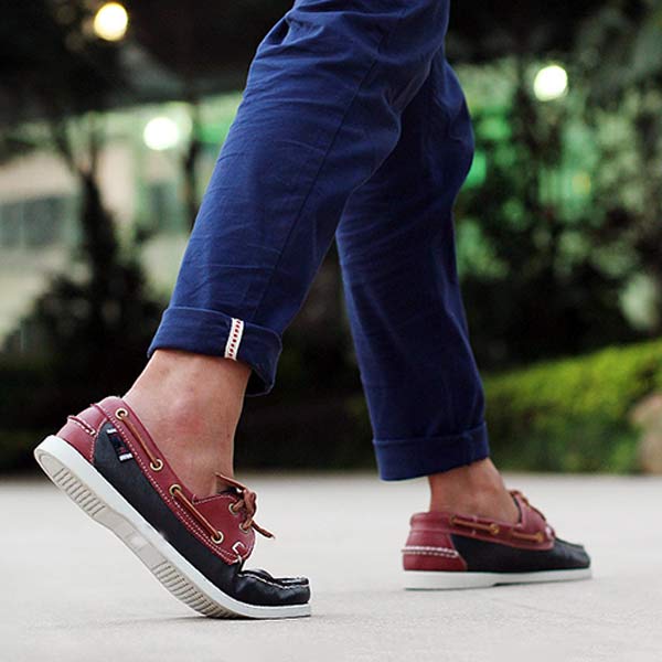 MEN'S LEATHER BOAT SHOES