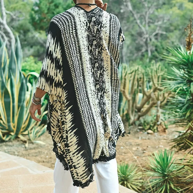 Men's fashionable and casual geometric cape