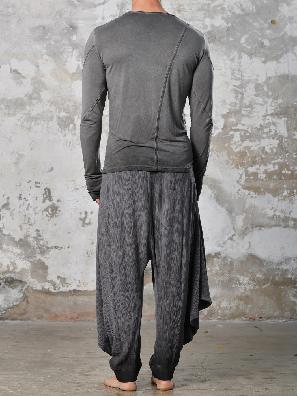 Men's fashionable and casual Bohemian-style long-sleeved T-shirt