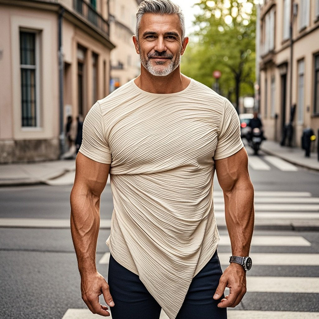 T-shirt à manches courtes plissé beige décontracté et tendance pour homme