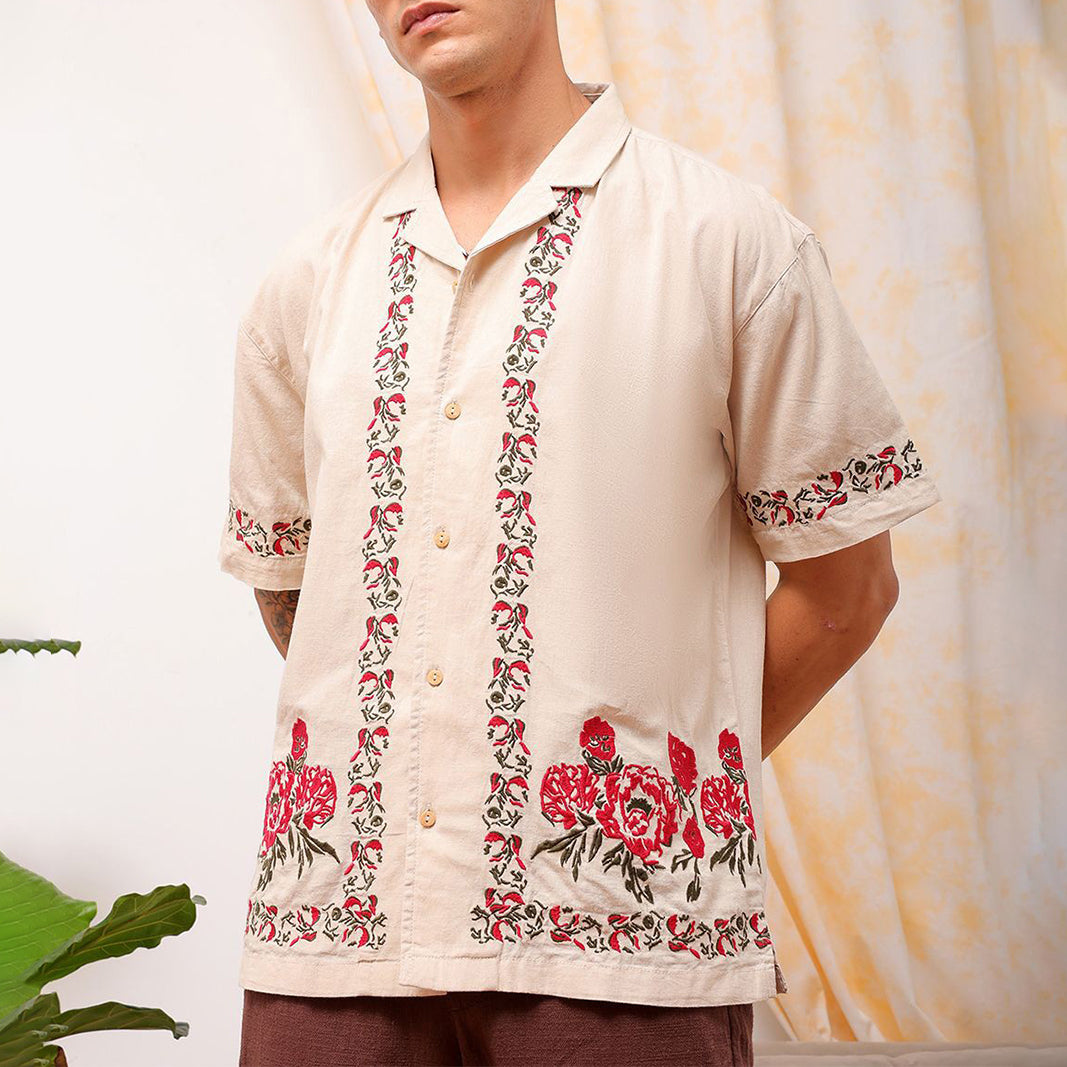 Men's fashionable casual short-sleeved shirt with floral prints
