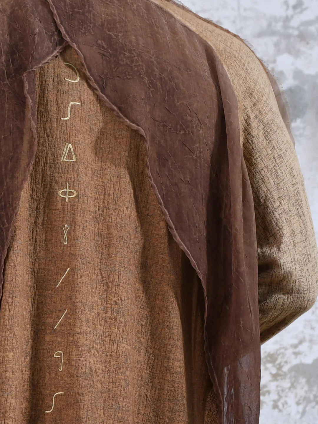 Men's fashionable and casual Bohemian-style long-sleeved T-shirt