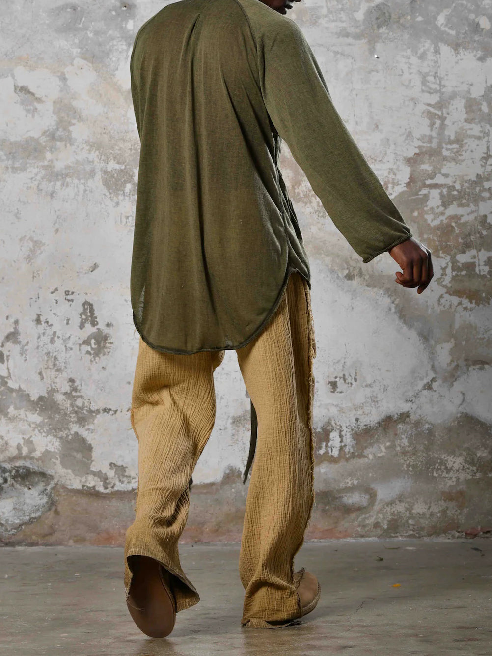 Men's fashionable and casual Bohemian-style long-sleeved T-shirt