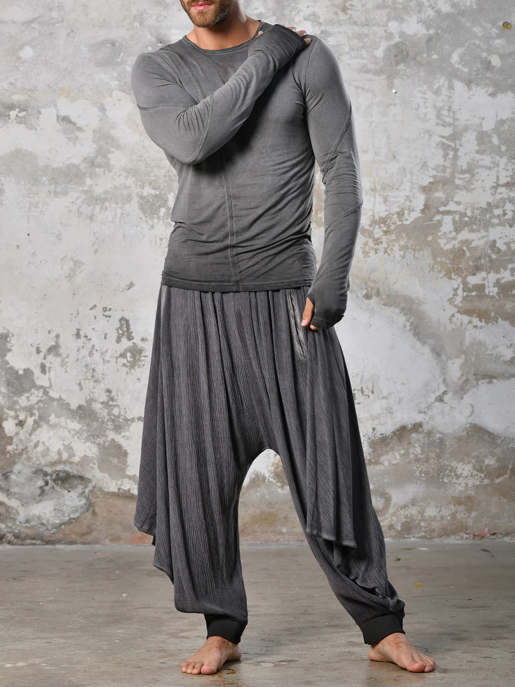 Men's fashionable and casual Bohemian-style long-sleeved T-shirt