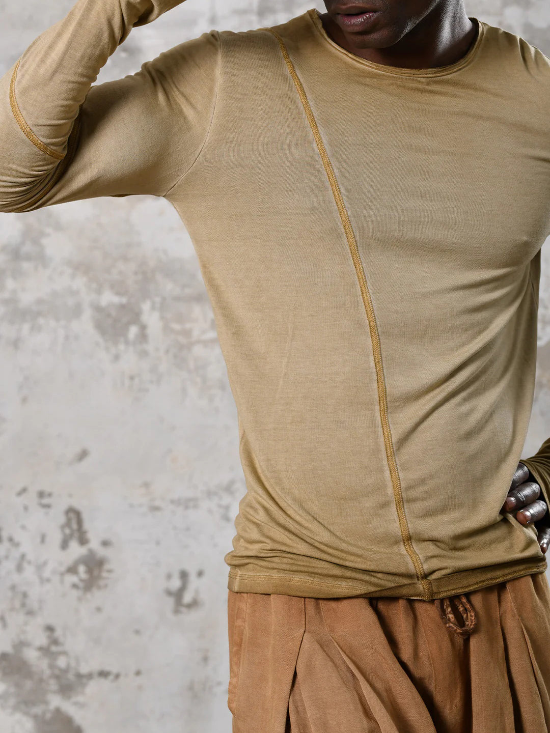 Men's fashionable and casual Bohemian-style long-sleeved T-shirt