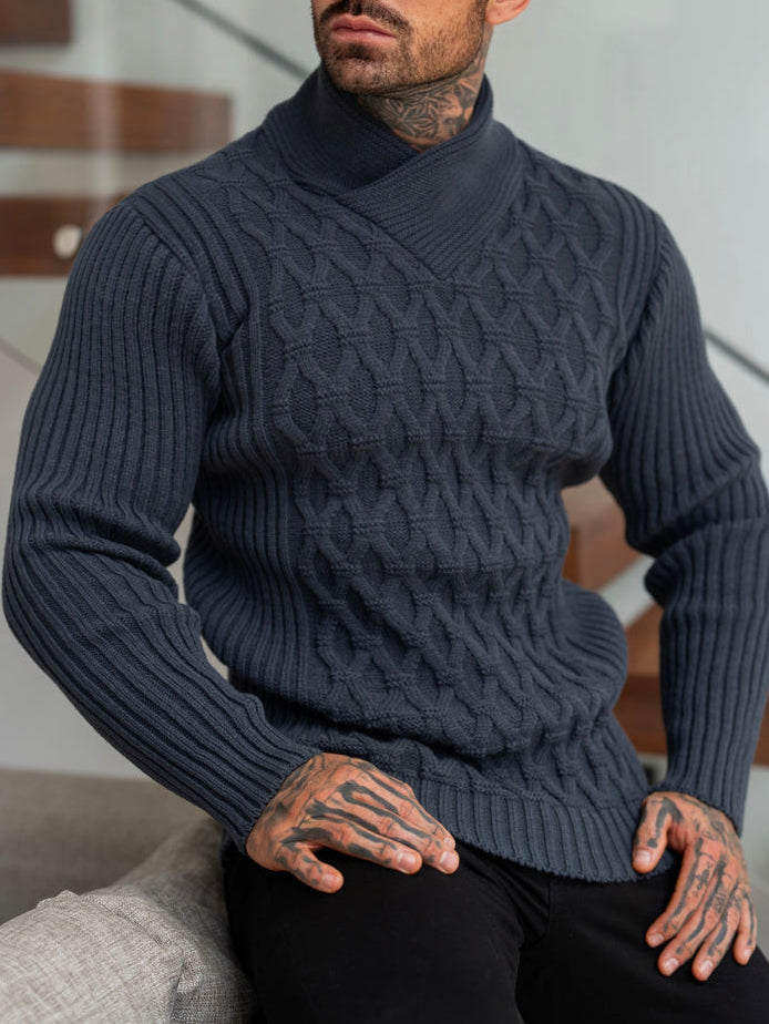 Pull en maille torsadée épaisse, naturel, avec des taches de couleur
