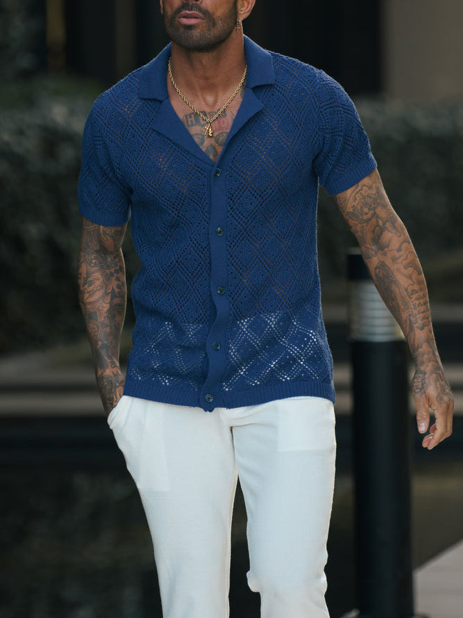 Chemise noire à manches courtes au crochet 