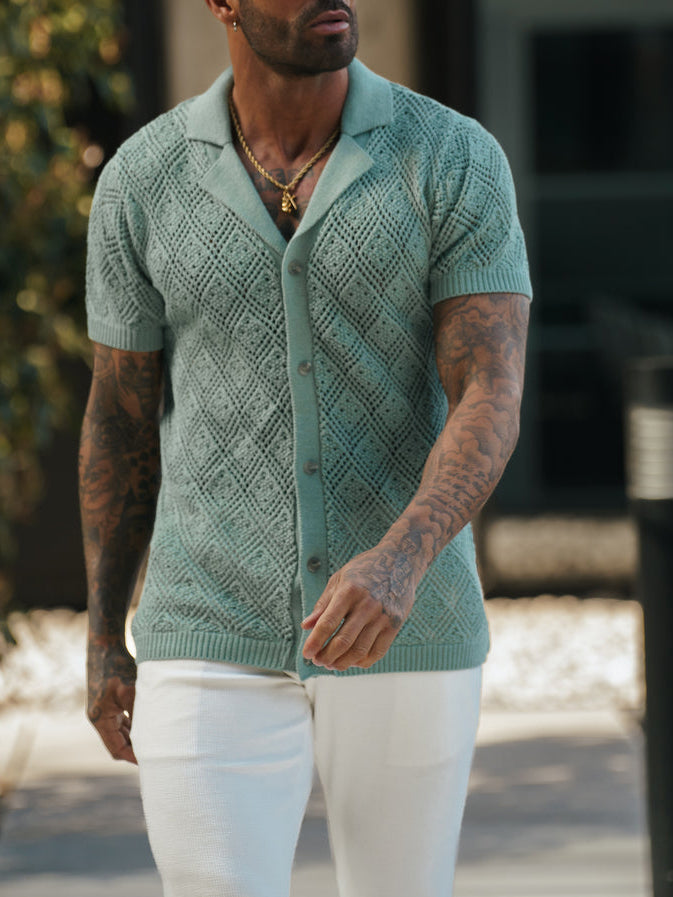 Chemise noire à manches courtes au crochet 