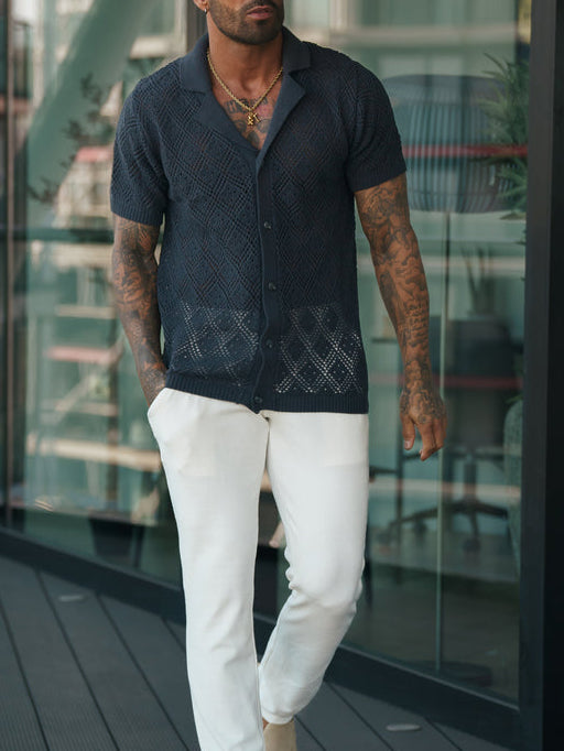 Chemise noire à manches courtes au crochet 