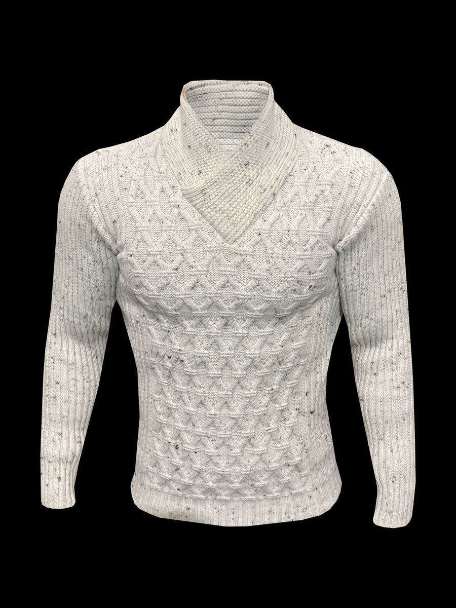 Pull en maille torsadée épaisse, naturel, avec des taches de couleur