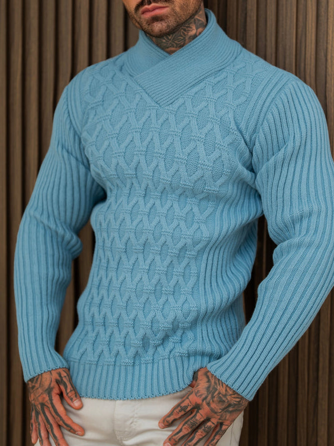 Pull en maille torsadée épaisse, naturel, avec des taches de couleur