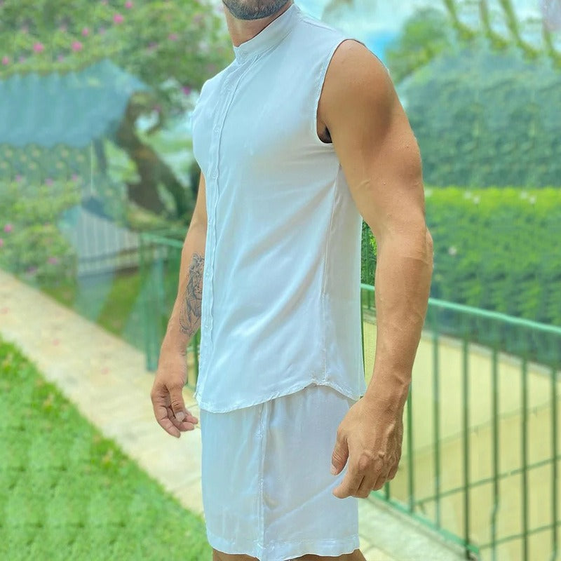 A two-piece set of men's fashionable and casual solid-color vests