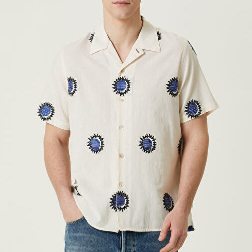 Men's fashionable casual short-sleeved shirt with floral prints